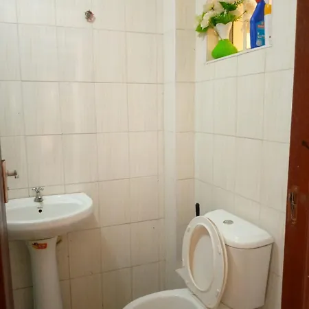 Breeze Land Apartment Ruaka Exterior photo